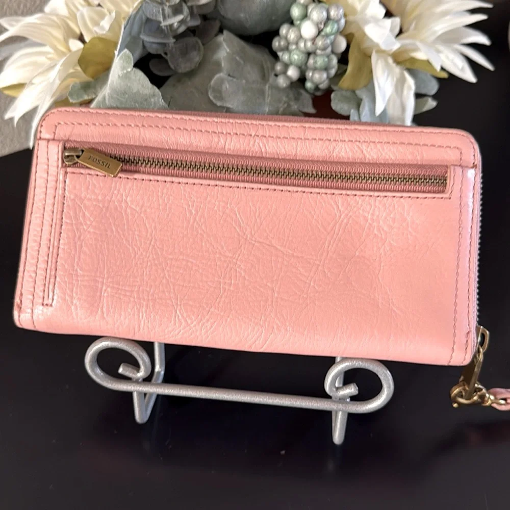 Fossil Logan Pink Leather Zip Around Wallet